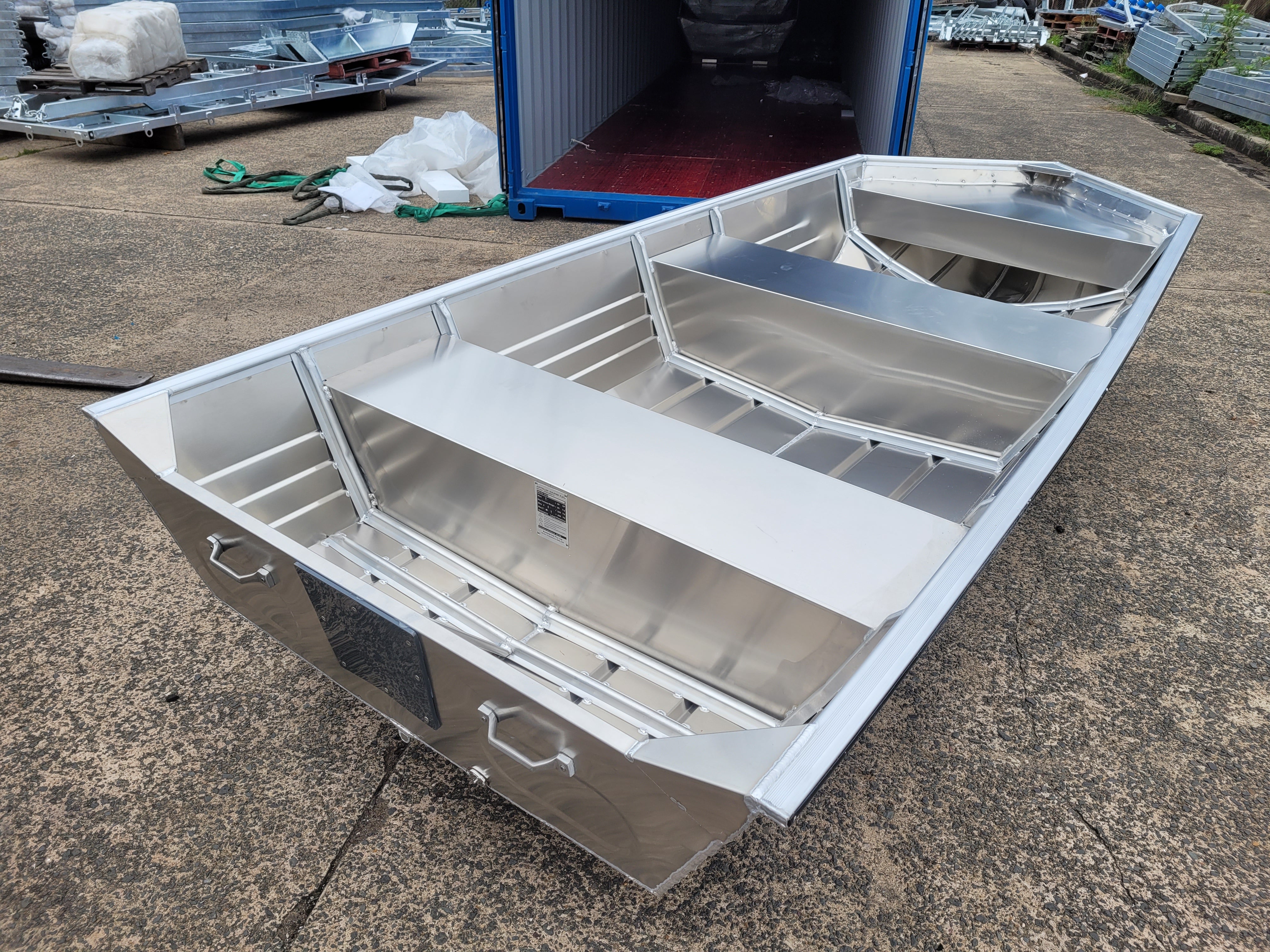 SeaCraft Navigator 400 V-Punt (ABLE TO ORDER)