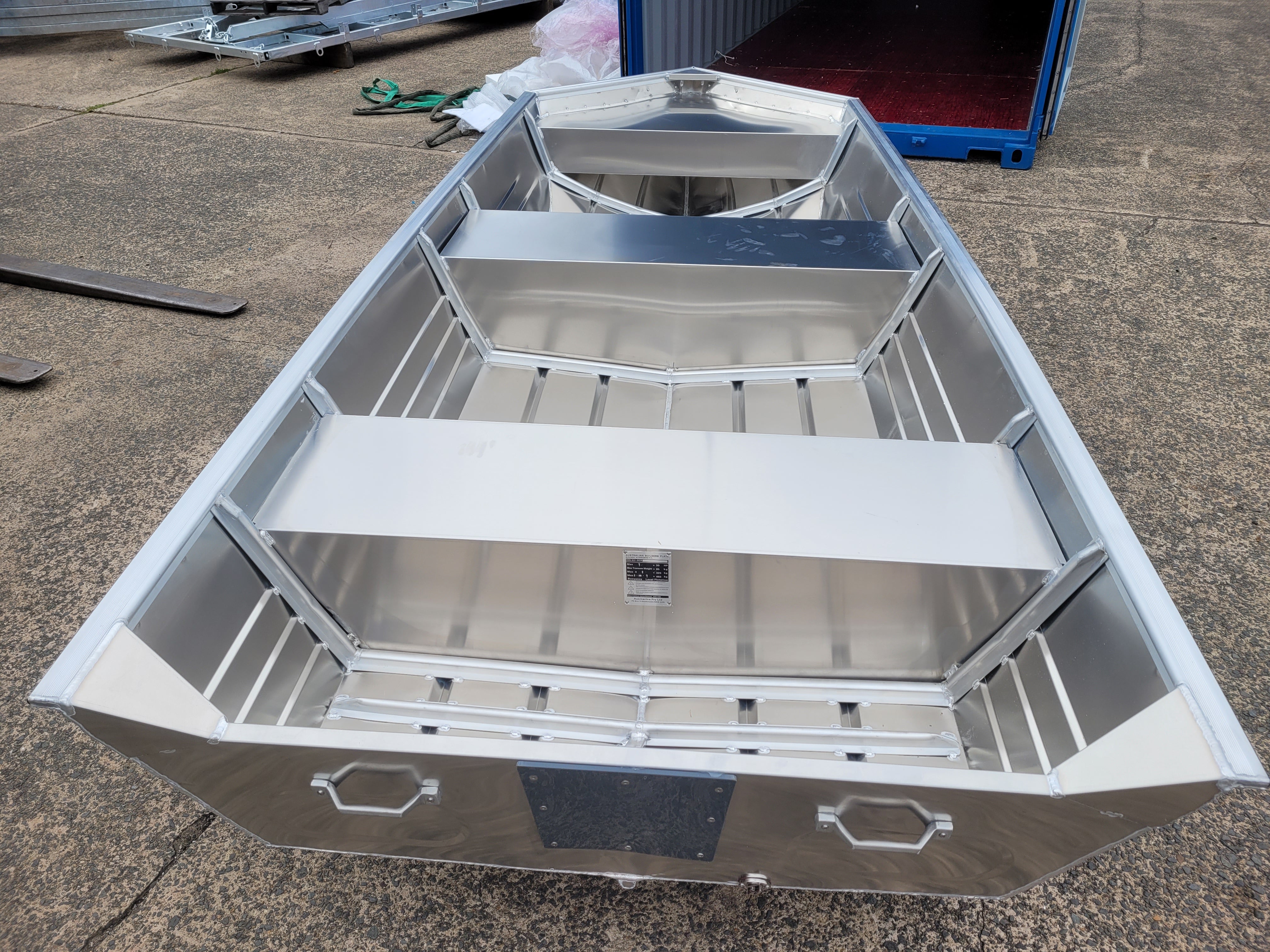 SeaCraft Navigator 400 V-Punt (ABLE TO ORDER)