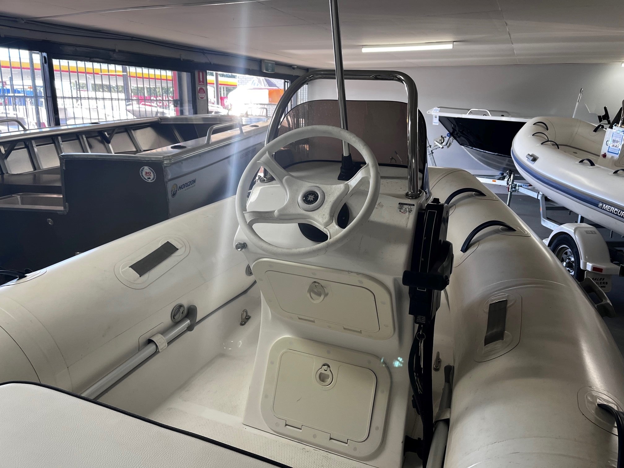 Mercury 350 Ocean Runner side console RIB package
