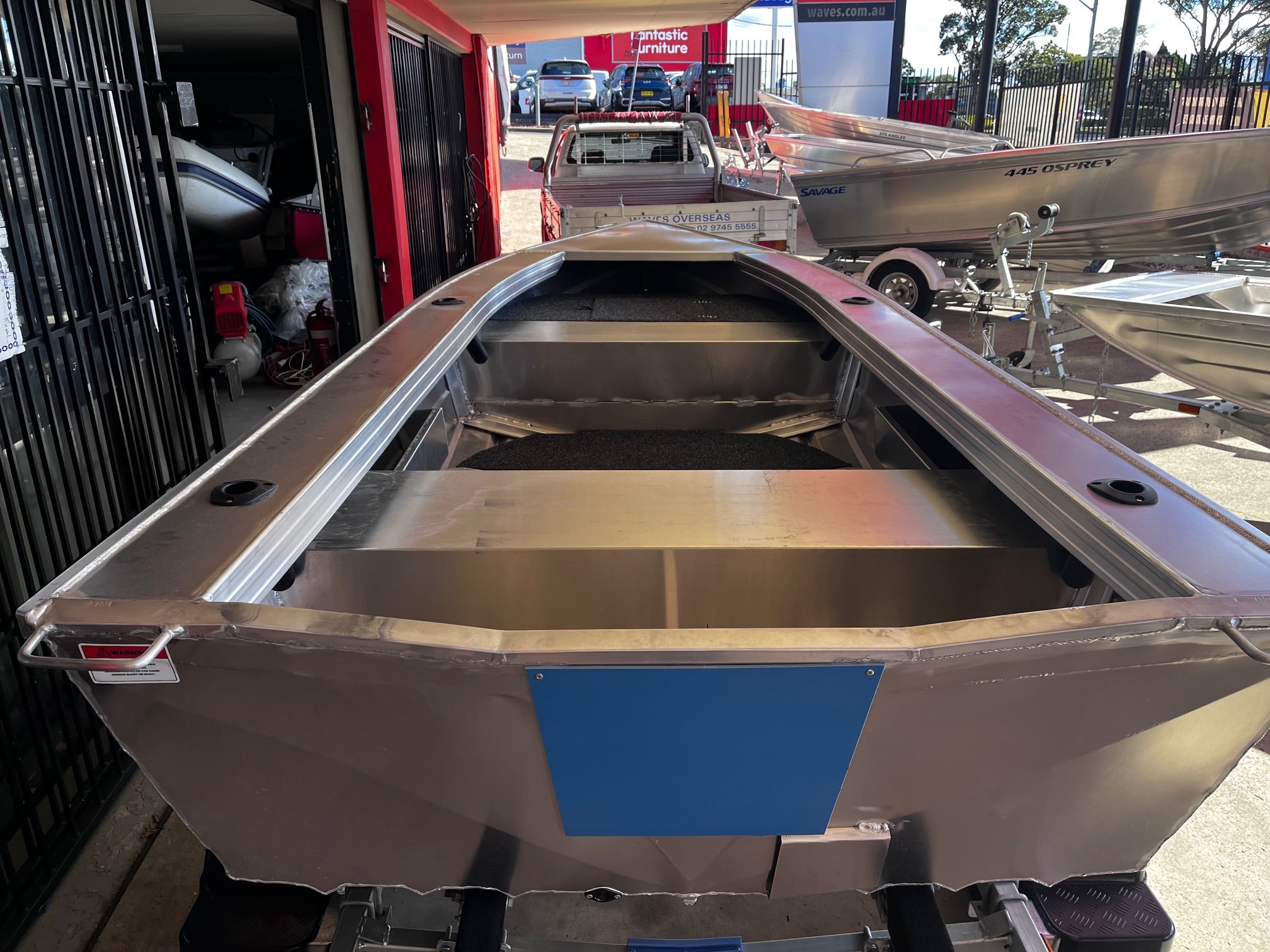 Horizon 370 Pathfinder (In Stock with FREE Bimini)