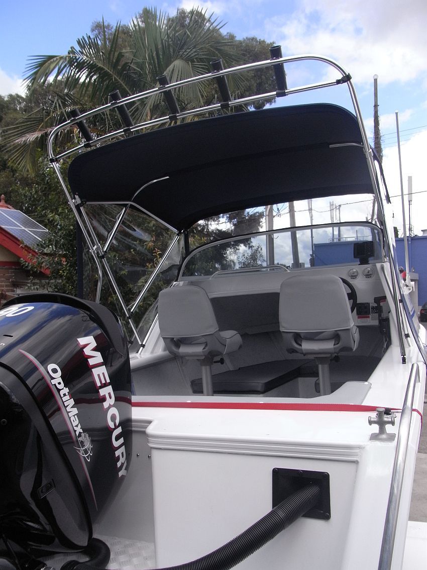 Horizon 525 Scorpion Cuddy Cabin - waves-overseas