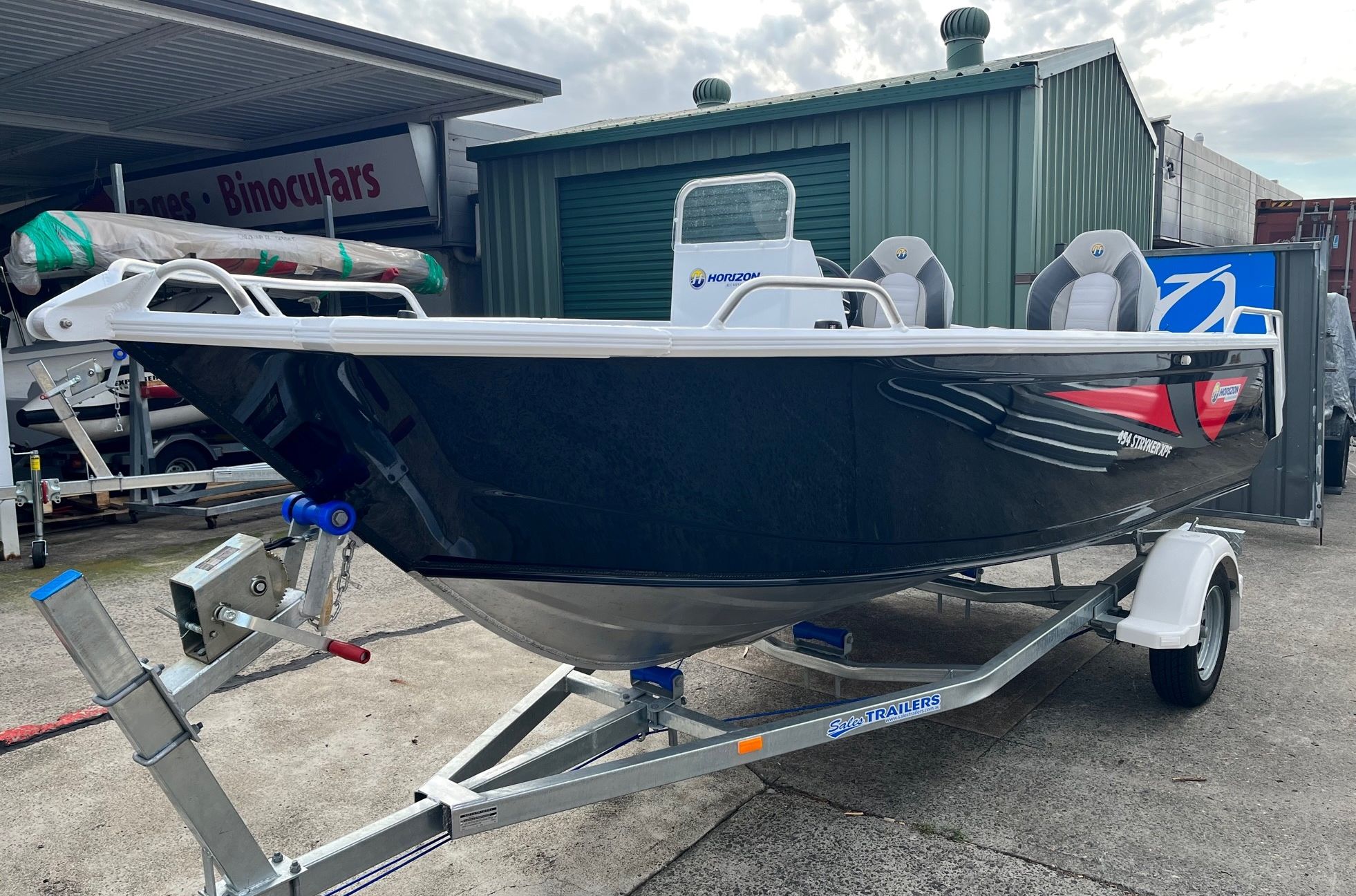 Horizon 454 Stryker XPF Side Console with FB transom - (In Stock)