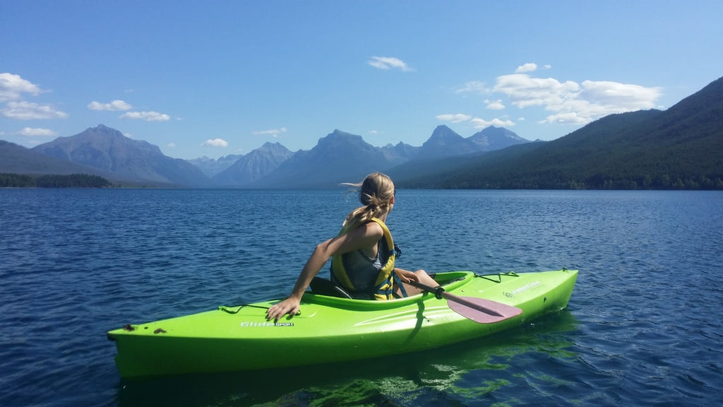 Canoe vs. Kayak: What Are the Differences?