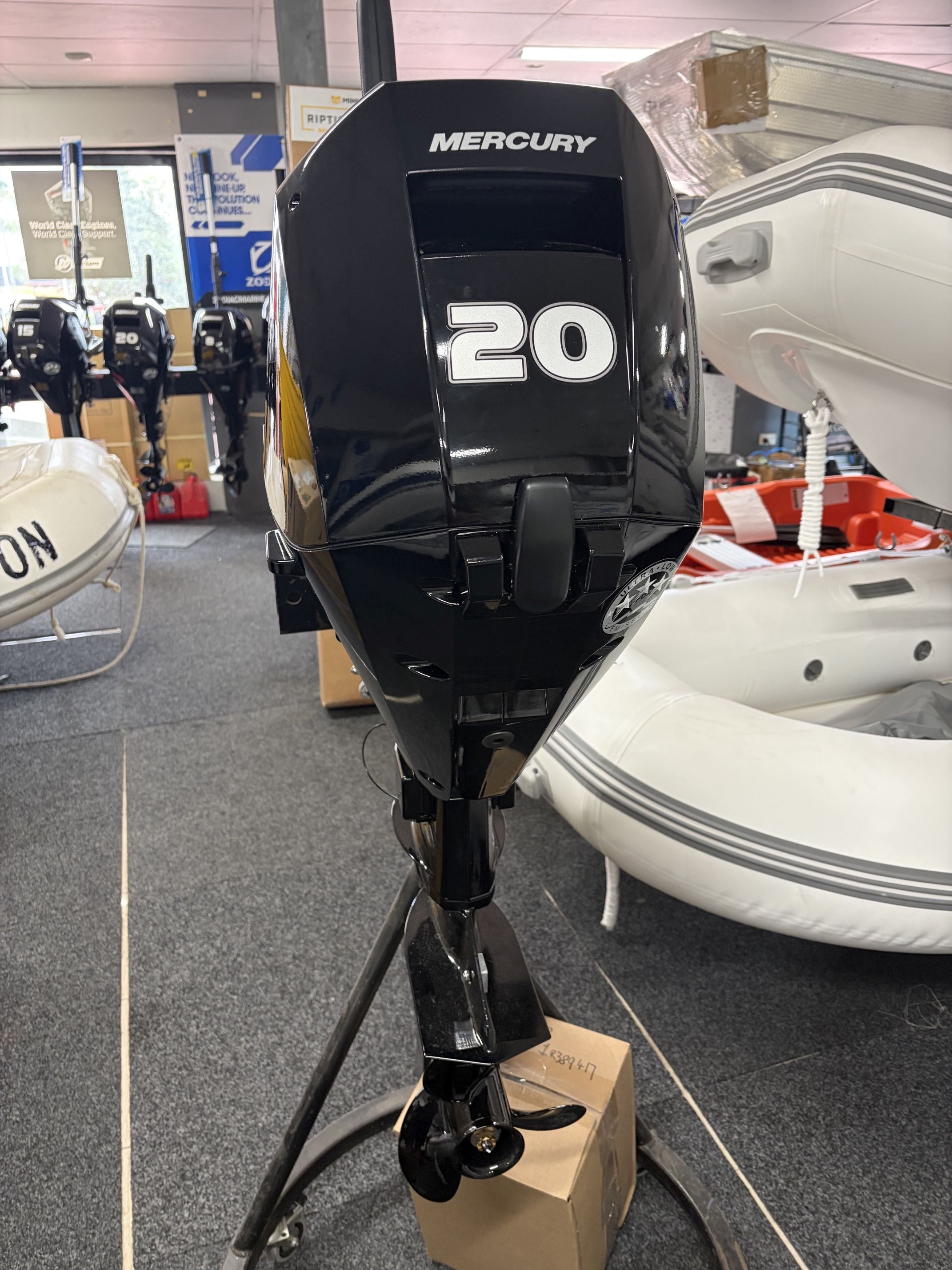 Mercury 20hp EFI 4 stroke short shaft manual start