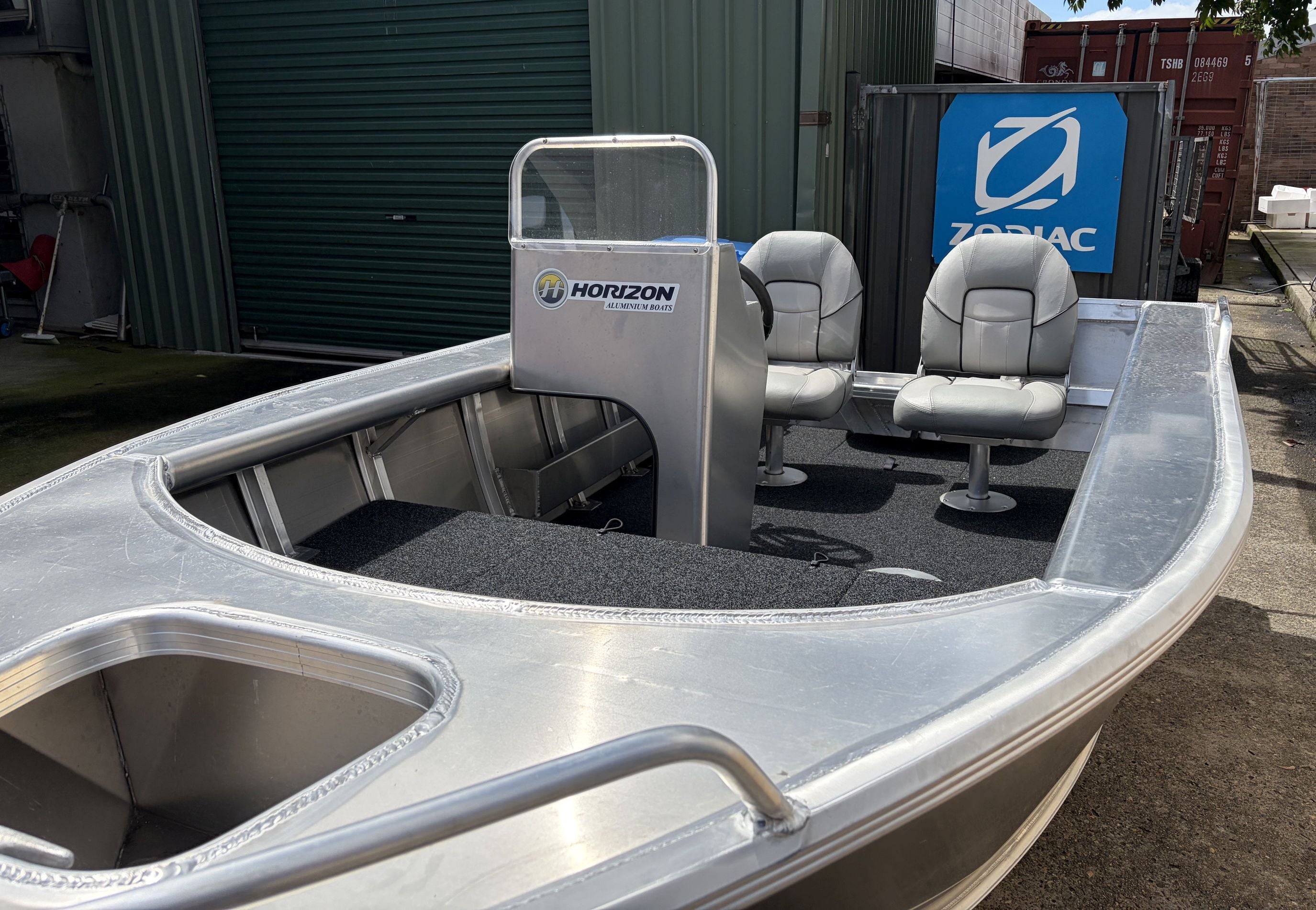 Horizon 415 EasyFisher Centre/Side Console