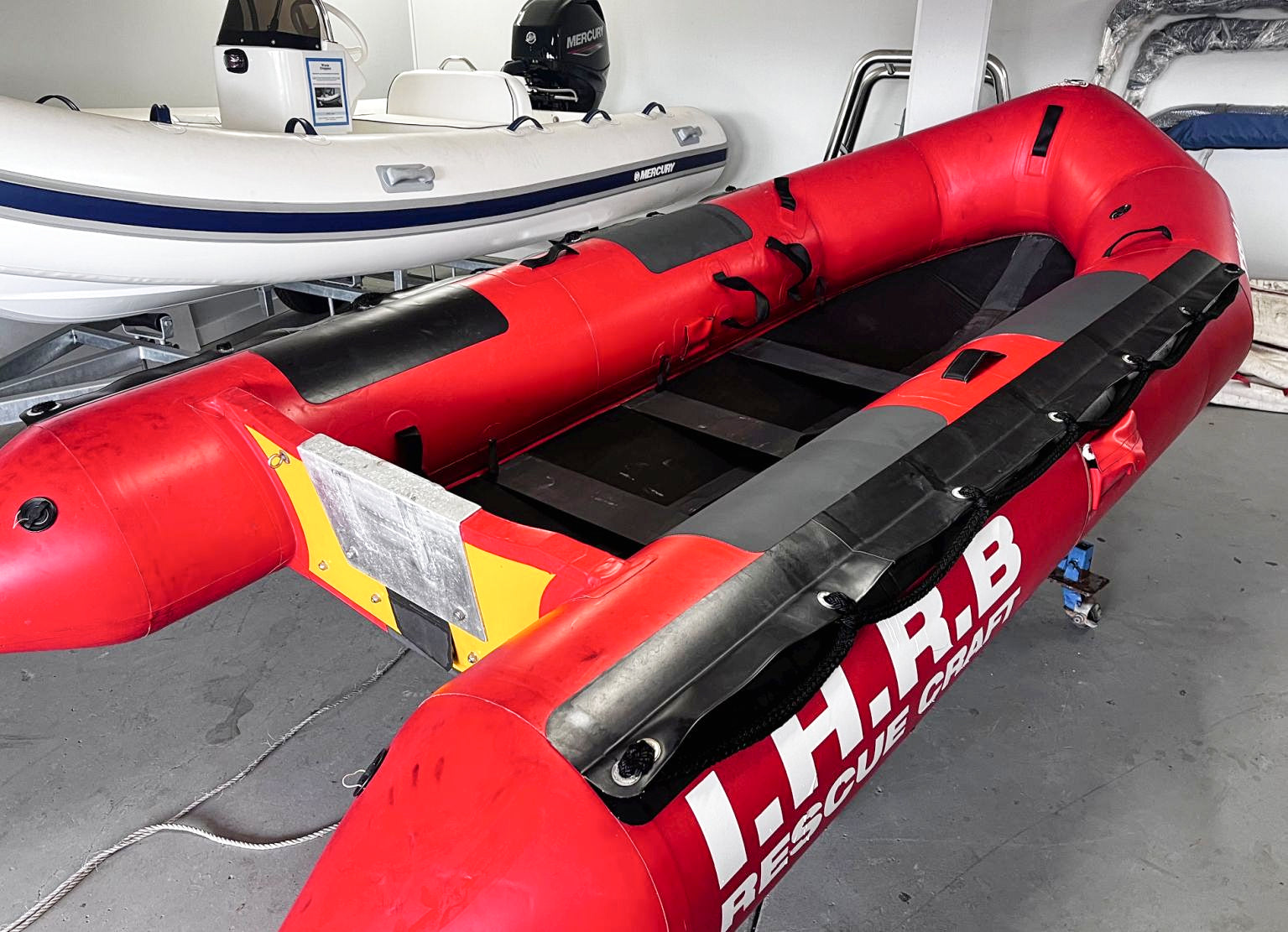 Ex-Demo New Zealand built Hypalon surf boat in as new condition (only used 4 times)